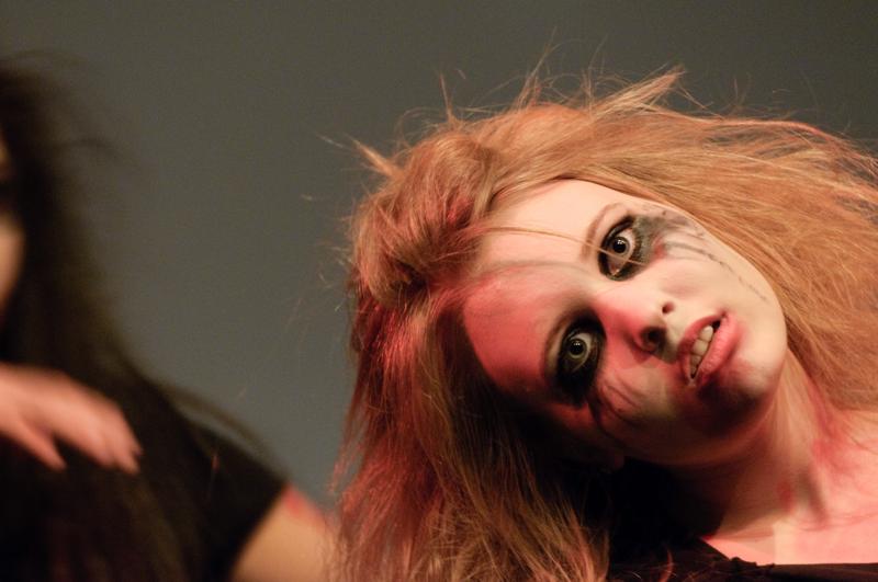  D3C_2943.jpg </br ><small> 2010-05-06 21:00</br >NIKON D300 200mm 1/6s f/4 ISO 1600</small>