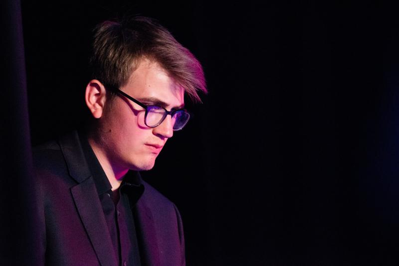  20160520-PB8_7623.JPG </br ><small> 2016-05-20 20:30</br >NIKON D800 350mm 1/250s f/6 ISO 12800</small>