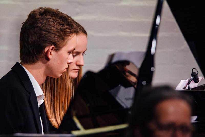  20160520-PB8_7664.JPG </br ><small> 2016-05-20 20:49</br >NIKON D800 500mm 1/250s f/6.3 ISO 4000</small>