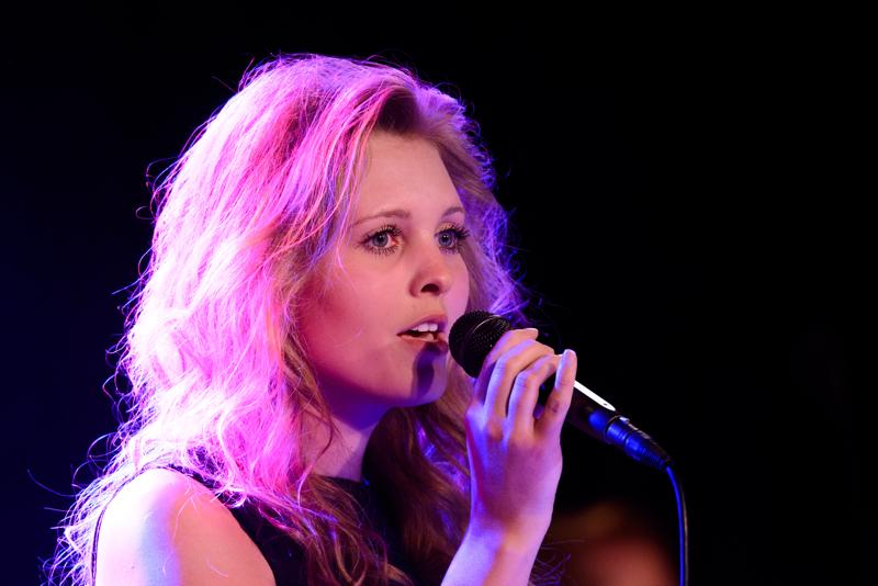  20160520-PB8_7679.JPG </br ><small> 2016-05-20 20:55</br >NIKON D800 460mm 1/125s f/6.3 ISO 2500</small>