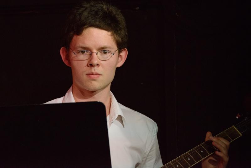  20160520-PB8_7695.JPG </br ><small> 2016-05-20 21:01</br >NIKON D800 500mm 1/250s f/6.3 ISO 6400</small>