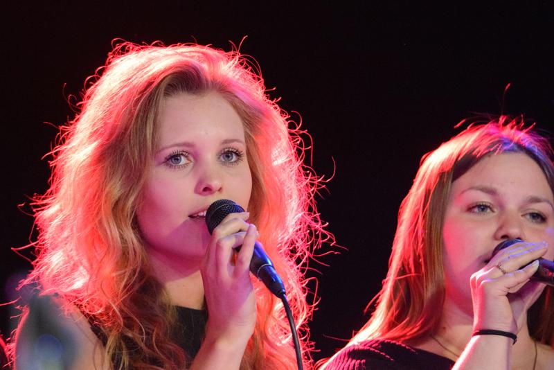  20160520-PB8_7545.JPG </br ><small> 2016-05-20 19:53</br >NIKON D800 380mm 1/250s f/6 ISO 12800</small>