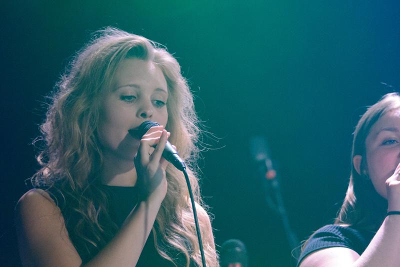  20160520-PB8_7764.JPG </br ><small> 2016-05-20 21:35</br >NIKON D800 300mm 1/250s f/5.6 ISO 12800</small>