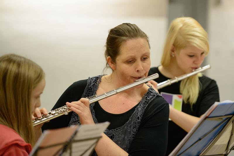  20121130_PB8_3813.JPG </br ><small> 2012-11-30 18:19</br >NIKON D800 + 70.0-200.0 mm f/2.8<br /> 160mm 1/160s f/2.8 ISO 2000</small>