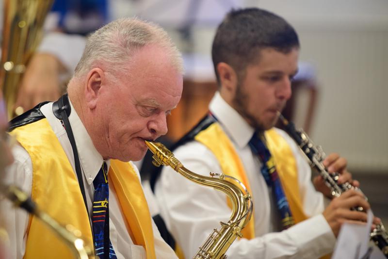  20130914-PB8_7117.jpg </br ><small> 2013-09-14 13:22</br >NIKON D800 + 70.0-200.0 mm f/2.8<br /> 200mm 1/160s f/2.8 ISO 3200</small>