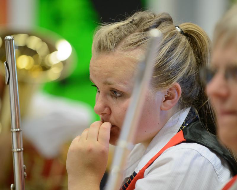  20130914-PB8_7191.jpg </br ><small> 2013-09-14 15:09</br >NIKON D800 + 70.0-200.0 mm f/2.8<br /> 190mm 1/100s f/2.8 ISO 1600</small>