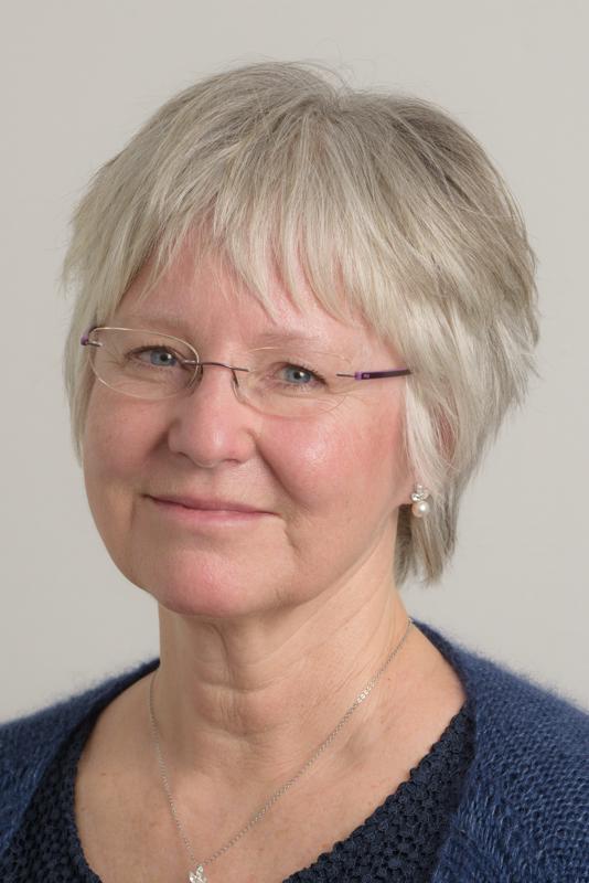  20160109-PB8_4459.jpg </br >Sekretær</br > <small> 2016-01-09 12:32</br >NIKON D800 + 70.0-200.0 mm f/2.8<br /> 120mm 1/125s f/8 ISO 200</small>