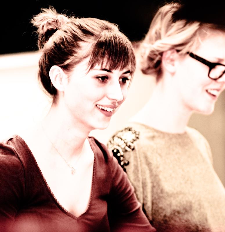  D3C_2718.jpg </br ><small> 2010-04-26 19:48</br >NIKON D300 200mm 1/30s f/4 ISO 800</small>