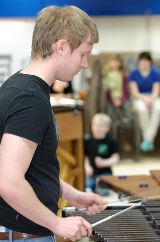  D3C_2731.jpg </br ><small> 2010-04-26 19:57</br >NIKON D300 98mm 1/40s f/4 ISO 800</small>