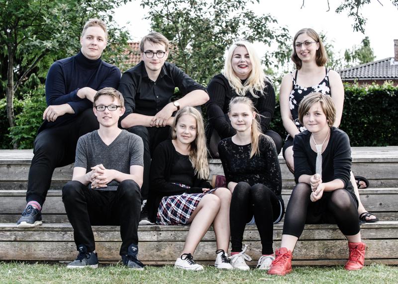  20160607-PB8_8264-4.JPG </br ><small> 2016-06-07 18:09</br >NIKON D800 70mm 1/200s f/8 ISO 500</small>