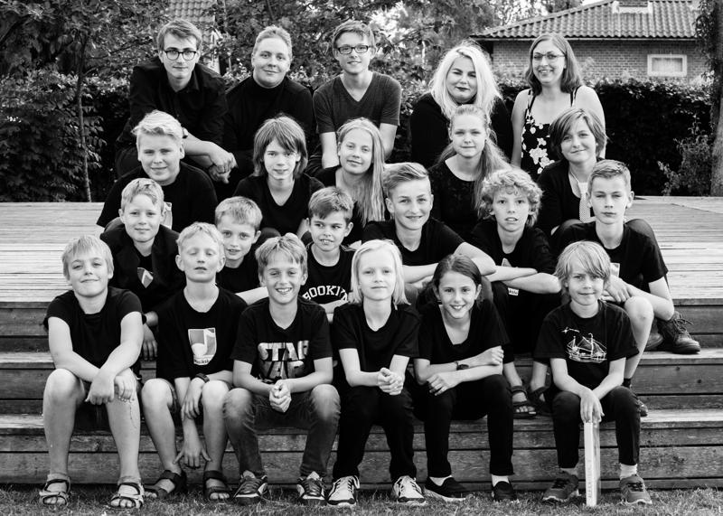  20160607-PB8_8257-3.JPG </br ><small> 2016-06-07 18:08</br >NIKON D800 70mm 1/200s f/8 ISO 800</small>