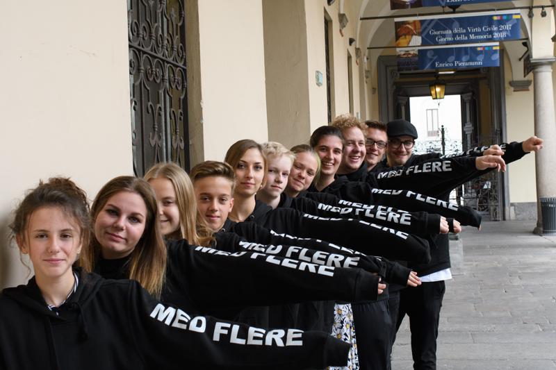  20181017-PB5_6245.JPG </br ><small> 2018-10-17 12:23</br >NIKON D500 + 35.0 mm f/2.0<br /> 35mm 1/250s f/8 ISO 1400</small>