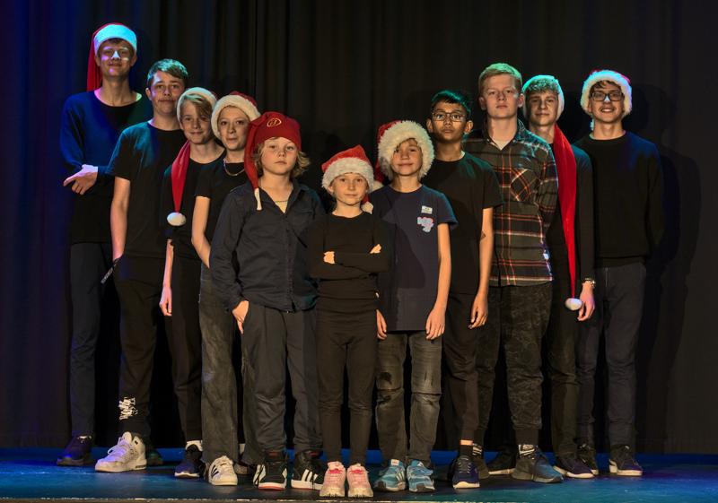  PB8_4892.jpg </br >By Per Baekgaard/baekgaard@b4net.dk</br > <small> 2022-10-06 17:31</br >NIKON D800 70mm 1/100s f/5.6 ISO 1250</small>