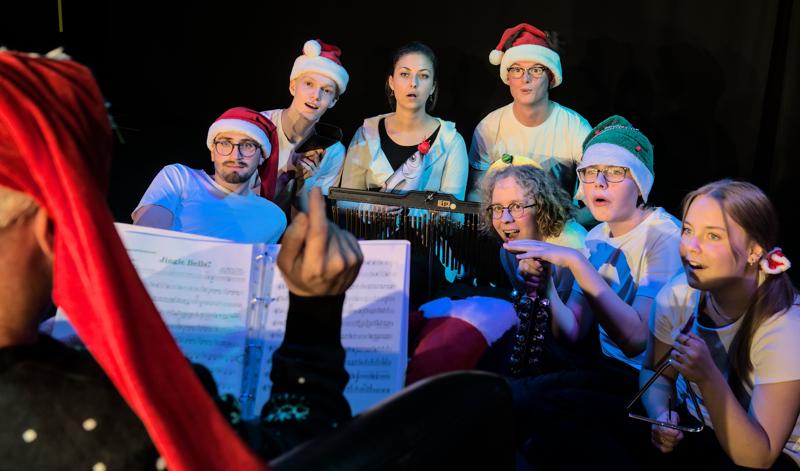  PB8_5036.jpg </br >By Per Baekgaard/baekgaard@b4net.dk</br > <small> 2022-10-06 18:32</br >NIKON D800 40mm 1/100s f/5.6 ISO 1250</small>