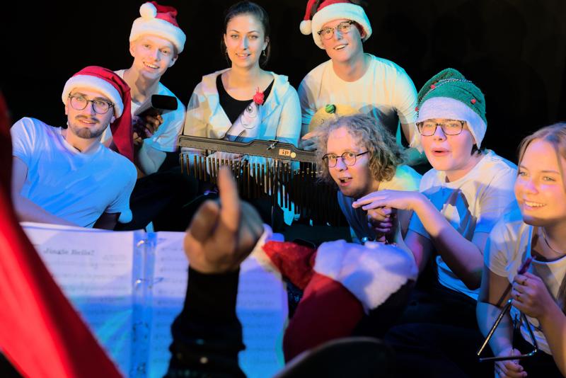  PB8_5046.jpg </br >By Per Baekgaard/baekgaard@b4net.dk</br > <small> 2022-10-06 18:33</br >NIKON D800 60mm 1/100s f/5.6 ISO 1250</small>