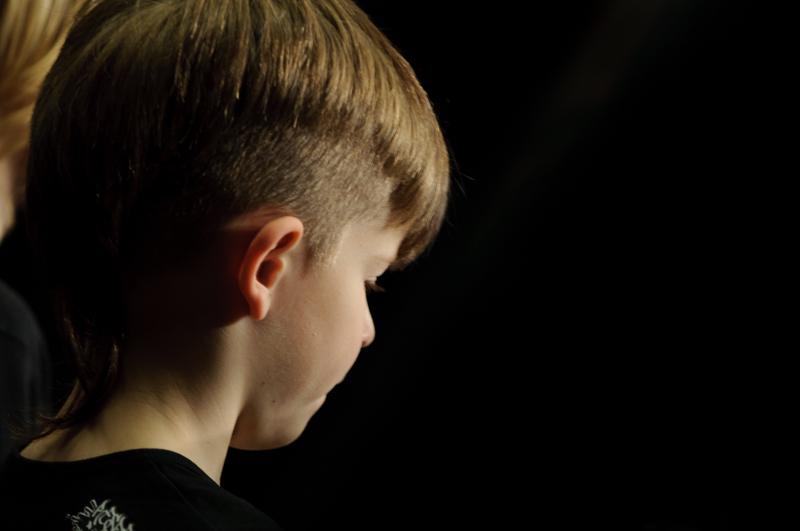  D3C_6334.jpg </br ><small> 2011-01-24 20:12</br >NIKON D300 + 70.0-200.0 mm f/2.8<br /> 190mm 1/80s f/4 ISO 800</small>