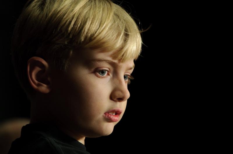  D3C_6365.jpg </br ><small> 2011-01-24 20:24</br >NIKON D300 + 70.0-200.0 mm f/2.8<br /> 190mm 1/80s f/4 ISO 800</small>