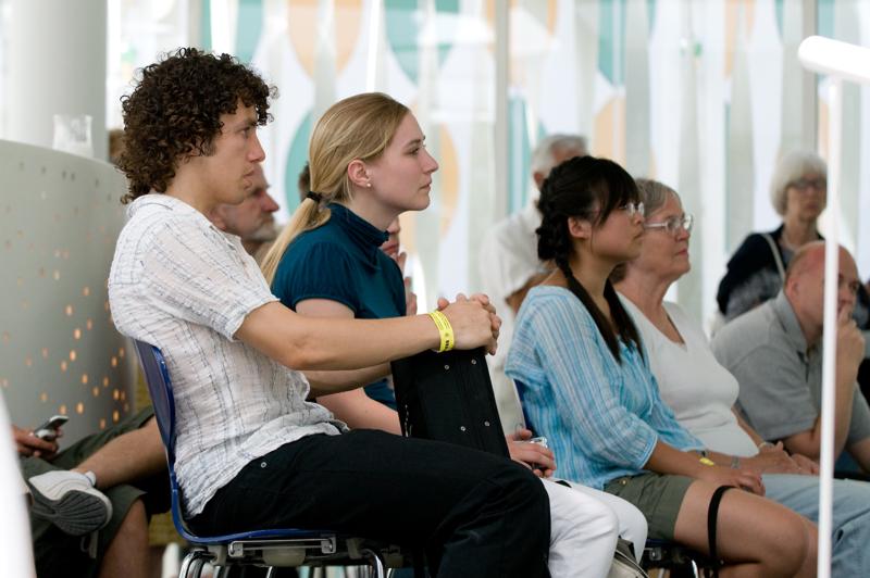  D3C_0964.jpg </br ><small> 2008-06-01 12:38</br >NIKON D300 90mm 1/500s f/4 ISO 400</small>