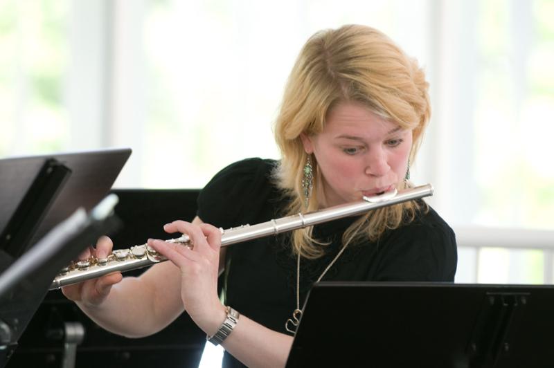  D3C_0980.jpg </br ><small> 2008-06-01 12:59</br >NIKON D300 200mm 1/60s f/4 ISO 200</small>