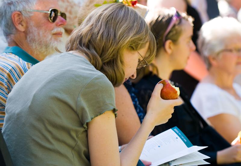  D3C_1141.jpg </br ><small> 2008-06-01 17:28</br >NIKON D300 135mm 1/250s f/4 ISO 200</small>