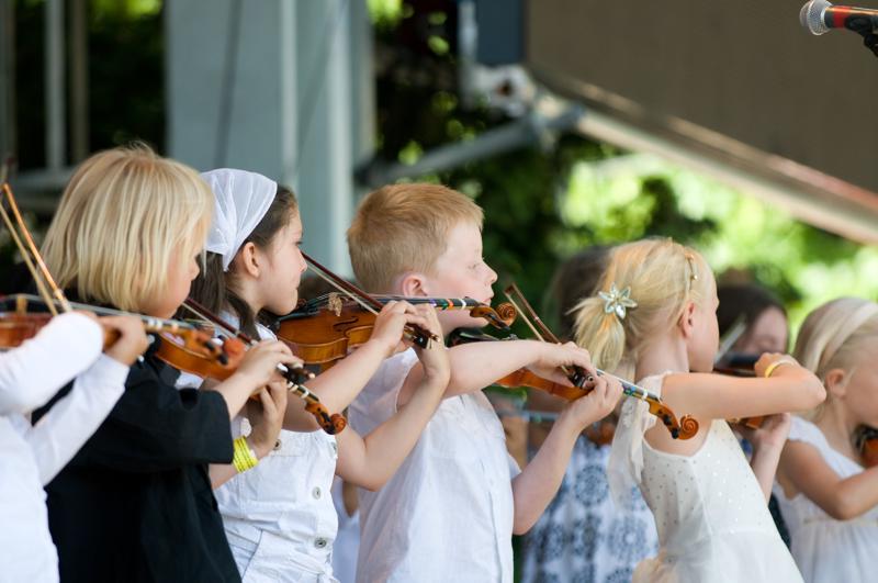  D3C_1048.jpg </br ><small> 2008-06-01 15:19</br >NIKON D300 200mm 1/250s f/4 ISO 200</small>