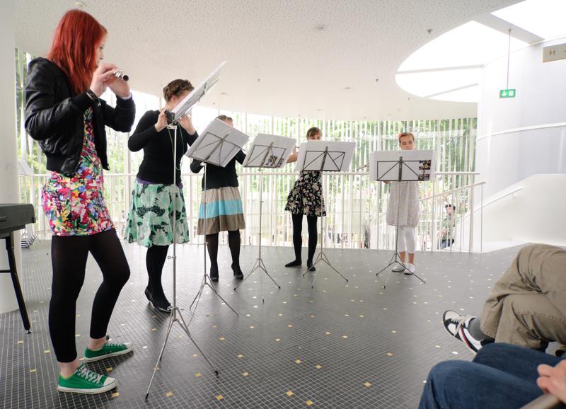  D2C_8711.jpg </br ><small> 2010-06-13 17:17</br >NIKON D200 14mm 1/100s f/4 ISO 400</small>