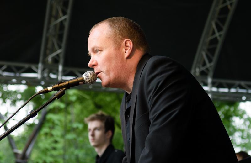  D2C_8726.jpg </br ><small> 2010-06-13 19:05</br >NIKON D200 55mm 1/160s f/2.8 ISO 200</small>