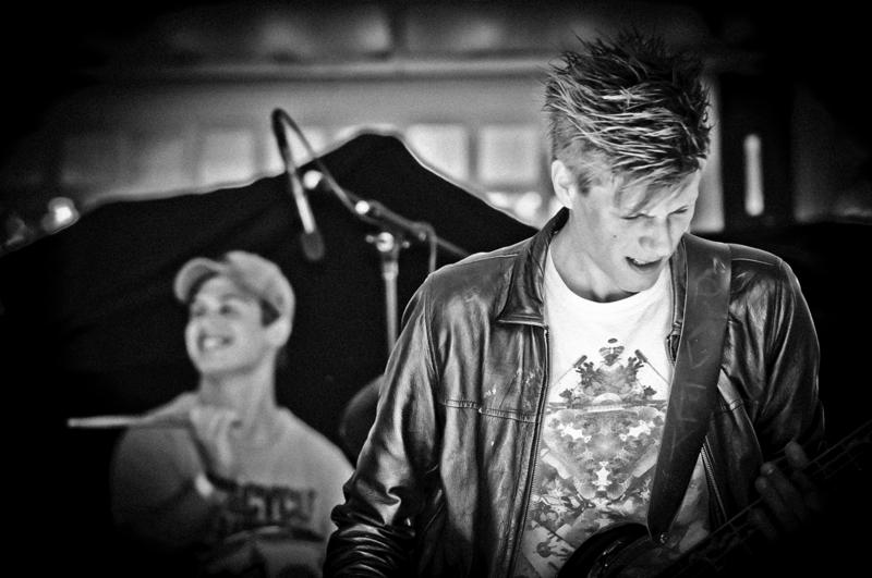  D3C_3094.jpg </br ><small> 2010-06-12 16:34</br >NIKON D300 130mm 1/250s f/4 ISO 400</small>