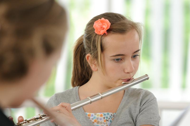  D3C_3214.jpg </br ><small> 2010-06-13 17:10</br >NIKON D300 180mm 1/100s f/4 ISO 640</small>