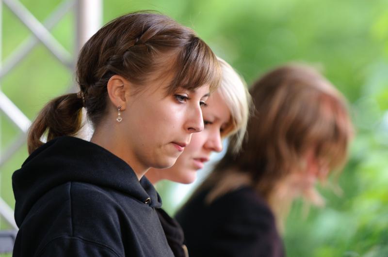  D3C_3370.jpg </br ><small> 2010-06-13 19:23</br >NIKON D300 200mm 1/60s f/4 ISO 640</small>