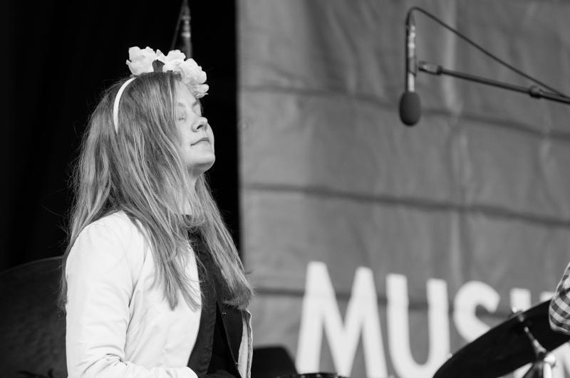  D3C_0622-2.JPG </br ><small> 2012-04-28 14:16</br >NIKON D300 + 70.0-200.0 mm f/2.8<br /> 135mm 1/500s f/4 ISO 800</small>