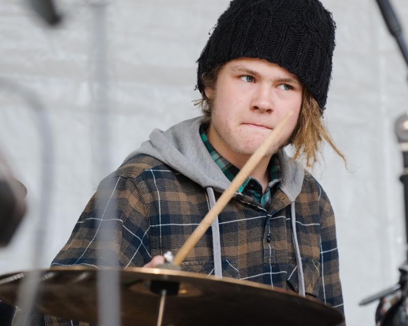  D3C_0786.JPG </br ><small> 2012-04-28 16:38</br >NIKON D300 + 70.0-200.0 mm f/2.8<br /> 155mm 1/1250s f/4 ISO 800</small>