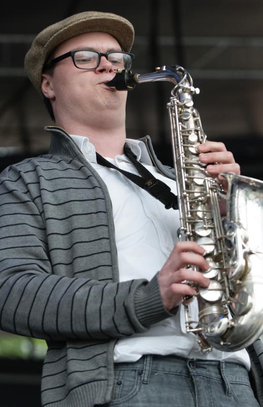  D3C_0682.JPG </br ><small> 2012-04-28 14:39</br >NIKON D300 + 70.0-200.0 mm f/2.8<br /> 98mm 1/2000s f/4 ISO 800</small>