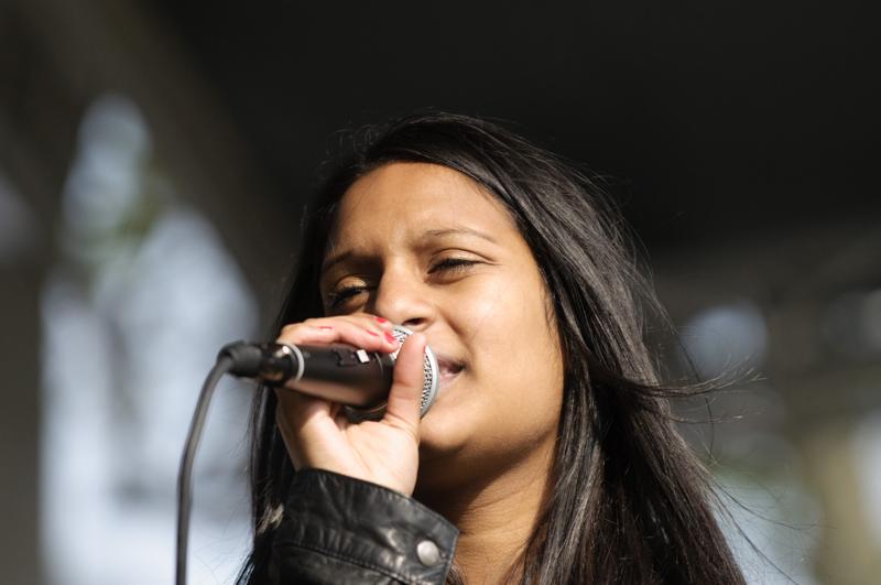  D3C_0792.JPG </br ><small> 2012-04-28 16:40</br >NIKON D300 + 70.0-200.0 mm f/2.8<br /> 200mm 1/4000s f/4 ISO 800</small>