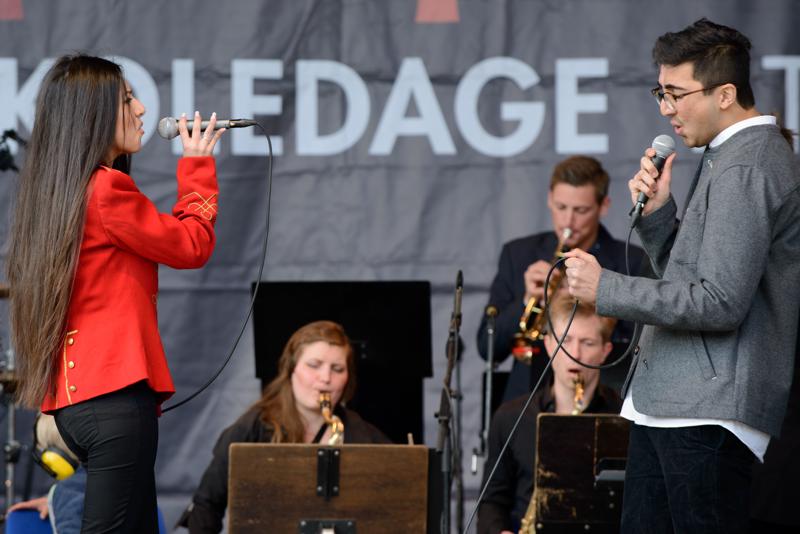  20130504_PB8_5265.JPG </br >Tivoli, 4.-5. Maj 2013</br > <small> 2013-05-04 14:54</br >NIKON D800 + 70.0-200.0 mm f/2.8<br /> 200mm 1/200s f/5.6 ISO 250</small>