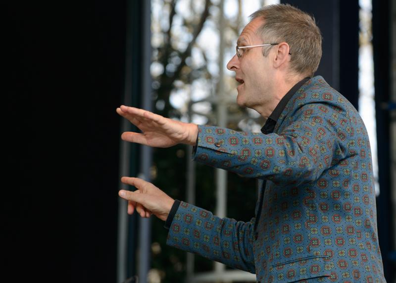  20130504_PB8_5459.JPG </br >Tivoli, 4.-5. Maj 2013</br > <small> 2013-05-04 16:29</br >NIKON D800 + 70.0-200.0 mm f/2.8<br /> 200mm 1/500s f/5.6 ISO 1100</small>