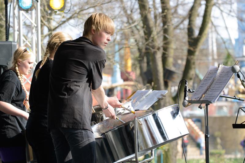  20130504_PB8_5473.JPG </br >Tivoli, 4.-5. Maj 2013</br > <small> 2013-05-04 16:48</br >NIKON D800 + 70.0-200.0 mm f/2.8<br /> 120mm 1/500s f/5.6 ISO 720</small>