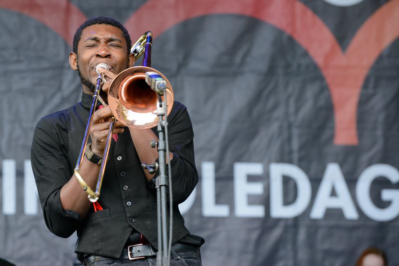  20140503_PB8_9336.JPG </br ><small> 2014-05-03 14:02</br >NIKON D800 + 70.0-200.0 mm f/2.8<br /> 150mm 1/320s f/5.6 ISO 800</small>