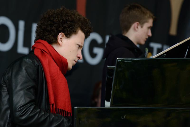  20140503_PB8_9493.JPG </br ><small> 2014-05-03 14:29</br >NIKON D800 + 70.0-200.0 mm f/2.8<br /> 200mm 1/400s f/8 ISO 560</small>