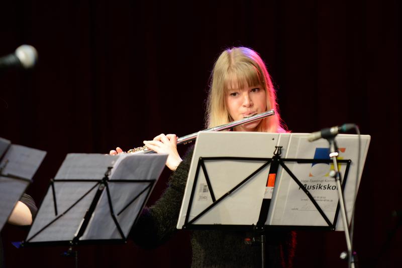  20140504_PB8_9529.JPG </br ><small> 2014-05-04 13:58</br >NIKON D800 + 70.0-200.0 mm f/2.8<br /> 200mm 1/200s f/2.8 ISO 1400</small>