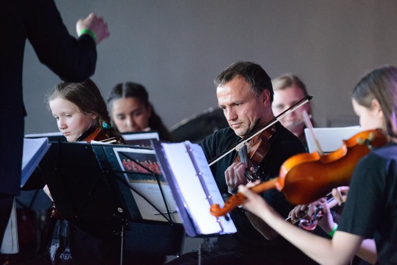  20150502_PB8_7843.JPG </br ><small> 2015-05-02 19:14</br >NIKON D800 + 70.0-200.0 mm f/2.8<br /> 200mm 1/250s f/2.8 ISO 8063</small>