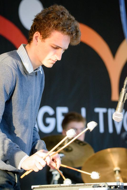  20150502_PB8_7886.JPG </br ><small> 2015-05-02 19:40</br >NIKON D800 + 150.0-600.0 mm f/5.0-6.3<br /> 190mm 1/500s f/5 ISO 5000</small>