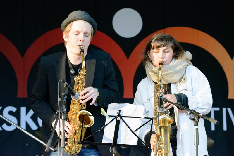  20150502_PB8_7899.JPG </br ><small> 2015-05-02 19:42</br >NIKON D800 + 150.0-600.0 mm f/5.0-6.3<br /> 160mm 1/1000s f/6.3 ISO 11404</small>