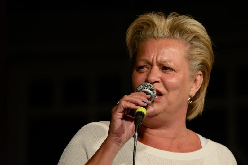  20150502_PB8_7994.JPG </br ><small> 2015-05-02 21:16</br >NIKON D800 + 150.0-600.0 mm f/5.0-6.3<br /> 420mm 1/320s f/6 ISO 1100</small>