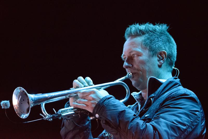  20150502_PB8_8022.JPG </br ><small> 2015-05-02 21:27</br >NIKON D800 + 150.0-600.0 mm f/5.0-6.3<br /> 280mm 1/320s f/5.6 ISO 12800</small>