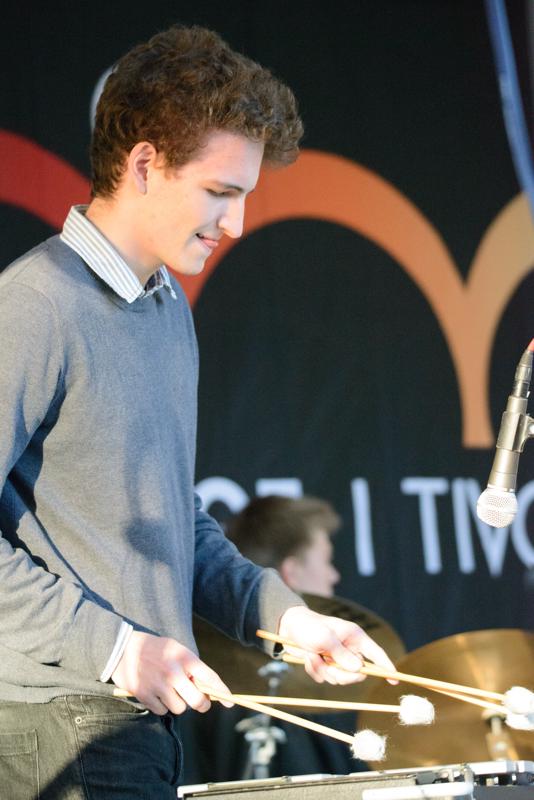  20150502_PB8_7890.JPG </br ><small> 2015-05-02 19:40</br >NIKON D800 + 150.0-600.0 mm f/5.0-6.3<br /> 160mm 1/1000s f/5 ISO 10159</small>