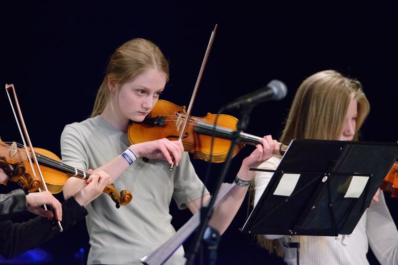  20160501-PB8_6576.JPG </br ><small> 2016-05-01 16:59</br >NIKON D800 420mm 1/250s f/6 ISO 11404</small>