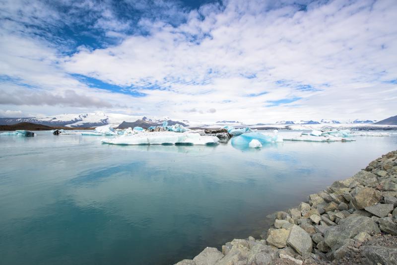  20160708-PB8_0475.JPG </br ><small> 2016-07-08 10:24</br >NIKON D800 + 14.0-24.0 mm f/2.8<br /> 14mm 1/640s f/10 ISO 140</small>