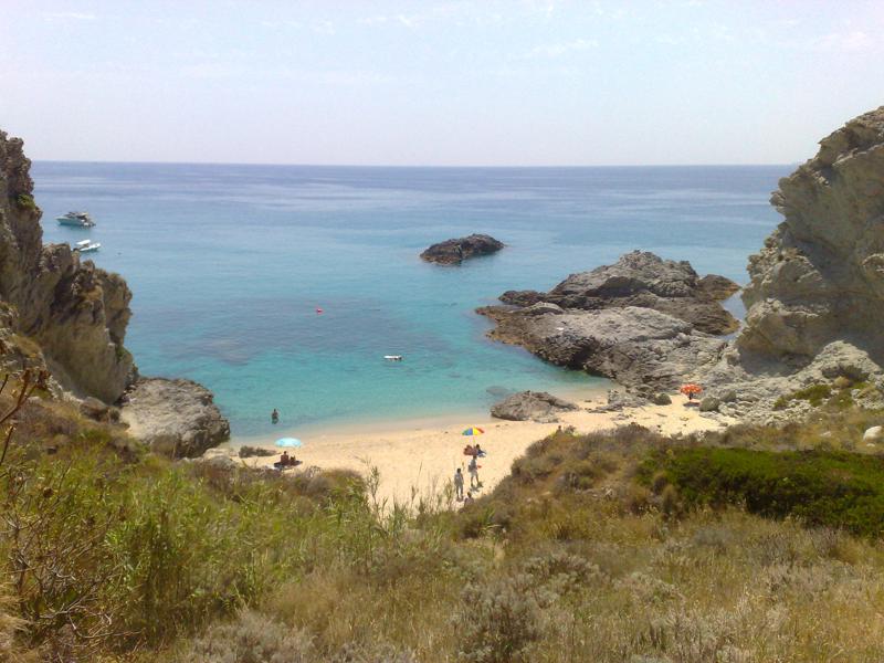  04072008376.jpg </br ><small> 2008-07-04 14:52</br >N95 5.6mm 1/500s f/2.8 ISO 100</small>