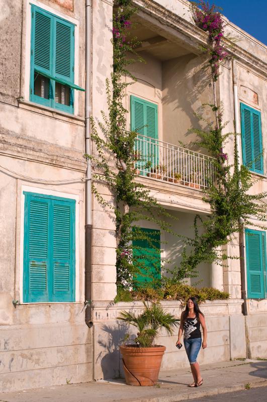  D3C_1753.jpg </br ><small> 2008-06-30 18:14</br >NIKON D300 35mm 1/640s f/5.6 ISO 100</small>